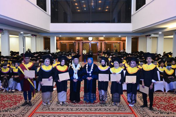 Galeri Wisuda ke-85