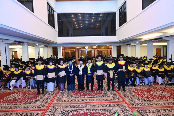 Galeri Wisuda ke-85
