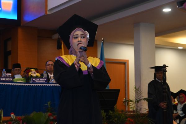 Galeri Wisuda ke-85