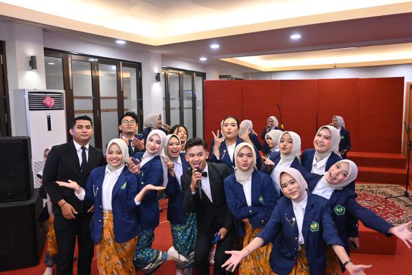 Galeri Wisuda ke-85