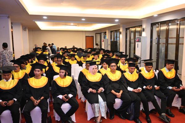 Galeri Wisuda ke-85